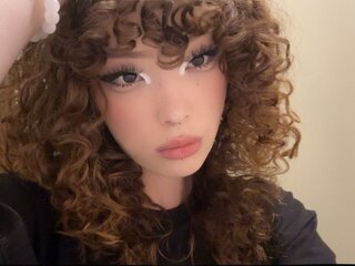 Live YangConnie